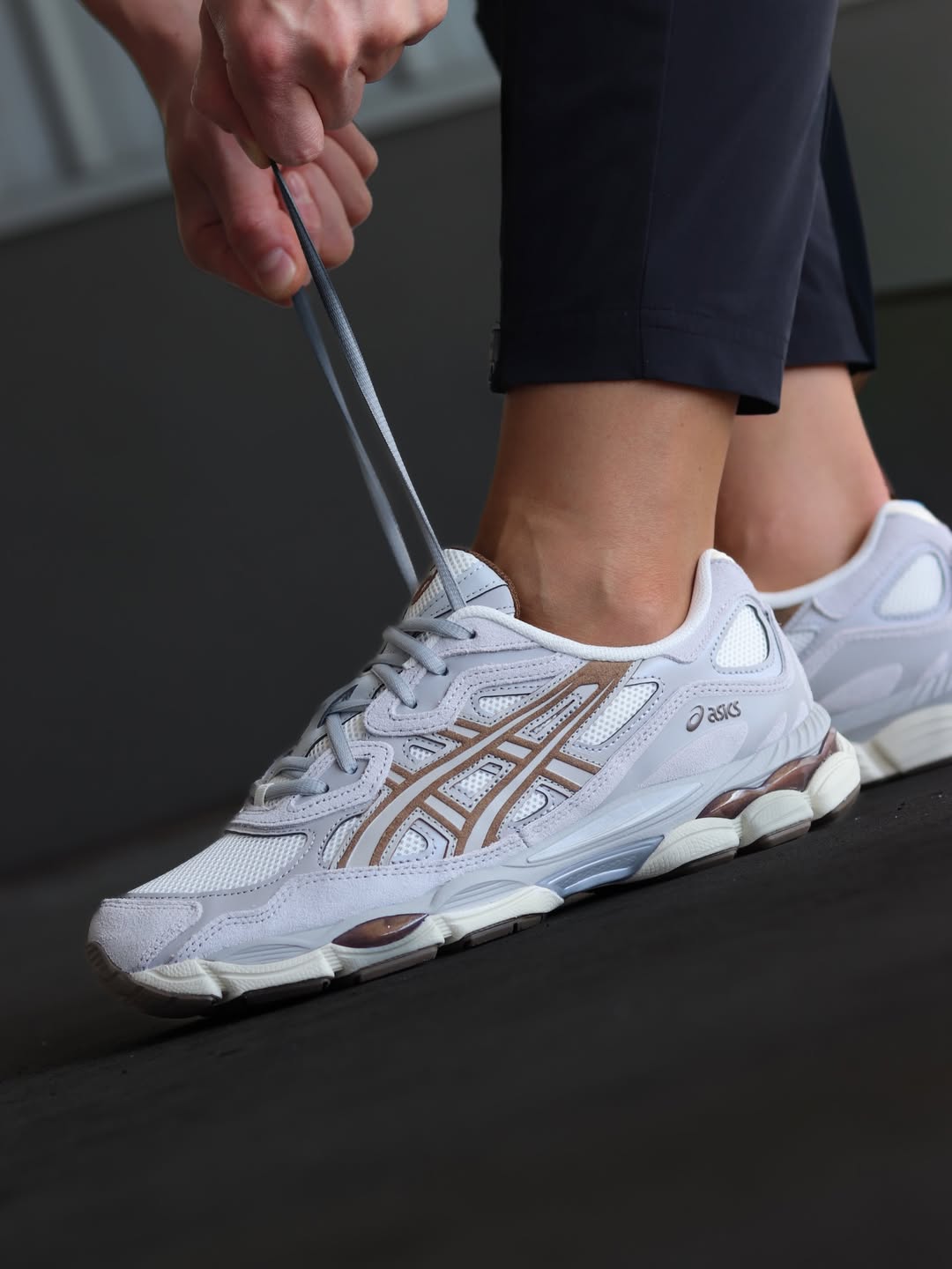 ASICS Gel-NYC Cream Cement Grey Brown