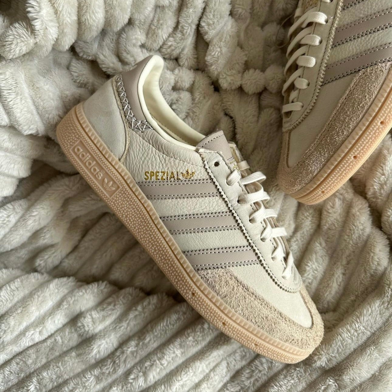 ADIDAS HANDBALL SPEZIAL W - CREAM WHITE BEIGE
