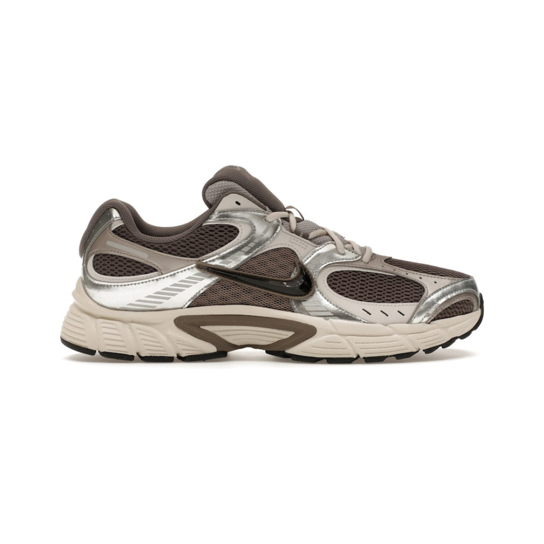 Nike V5 RNR Cave Stone Black