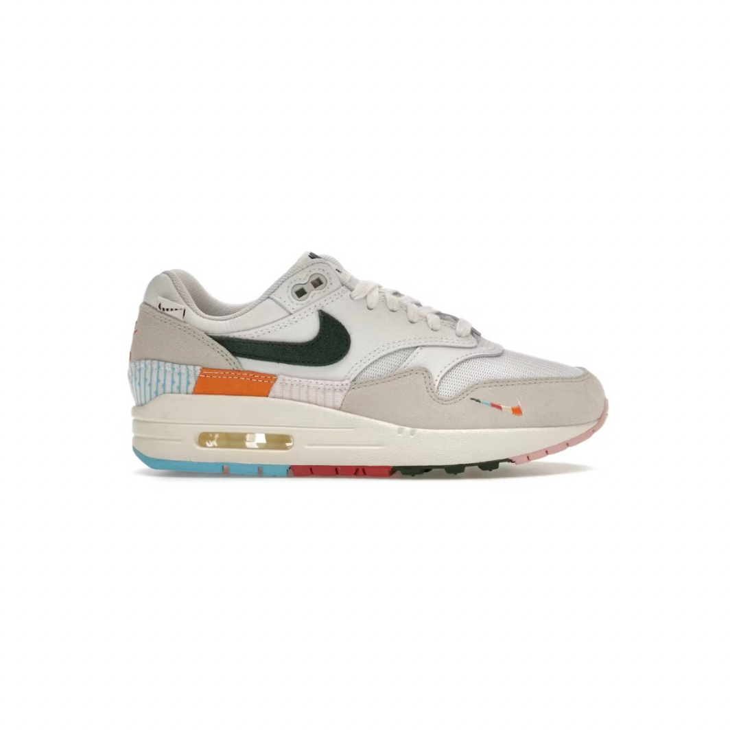 NIKE AIR MAX 1'87 W - ALL PETALS UNITED
