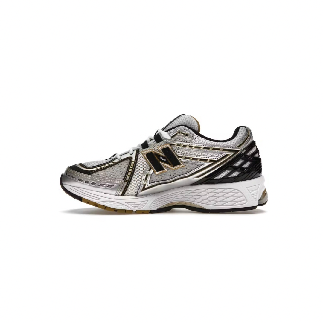 NEW BALANCE 1906R - WHITE METALIC GOLD