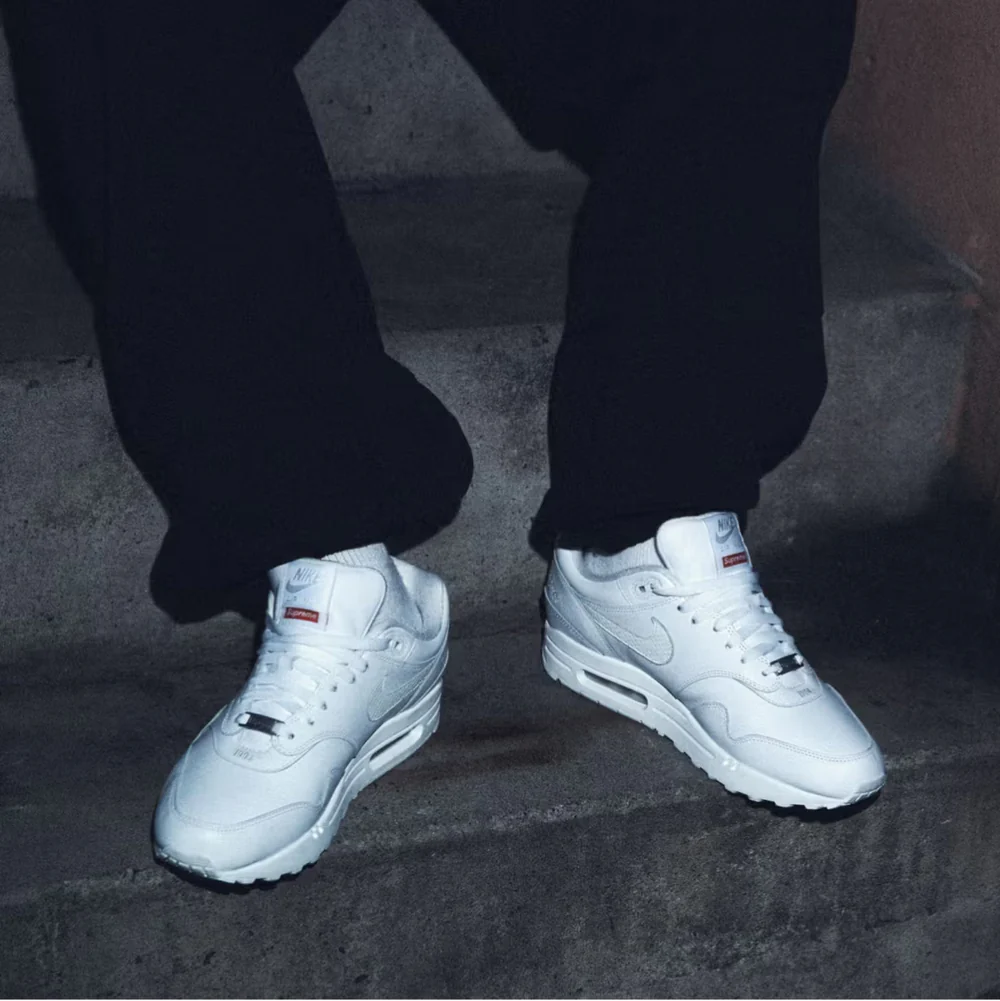 NIKE AIR MAX 1 '87 SP - SUPREME TRIPLE WHITE