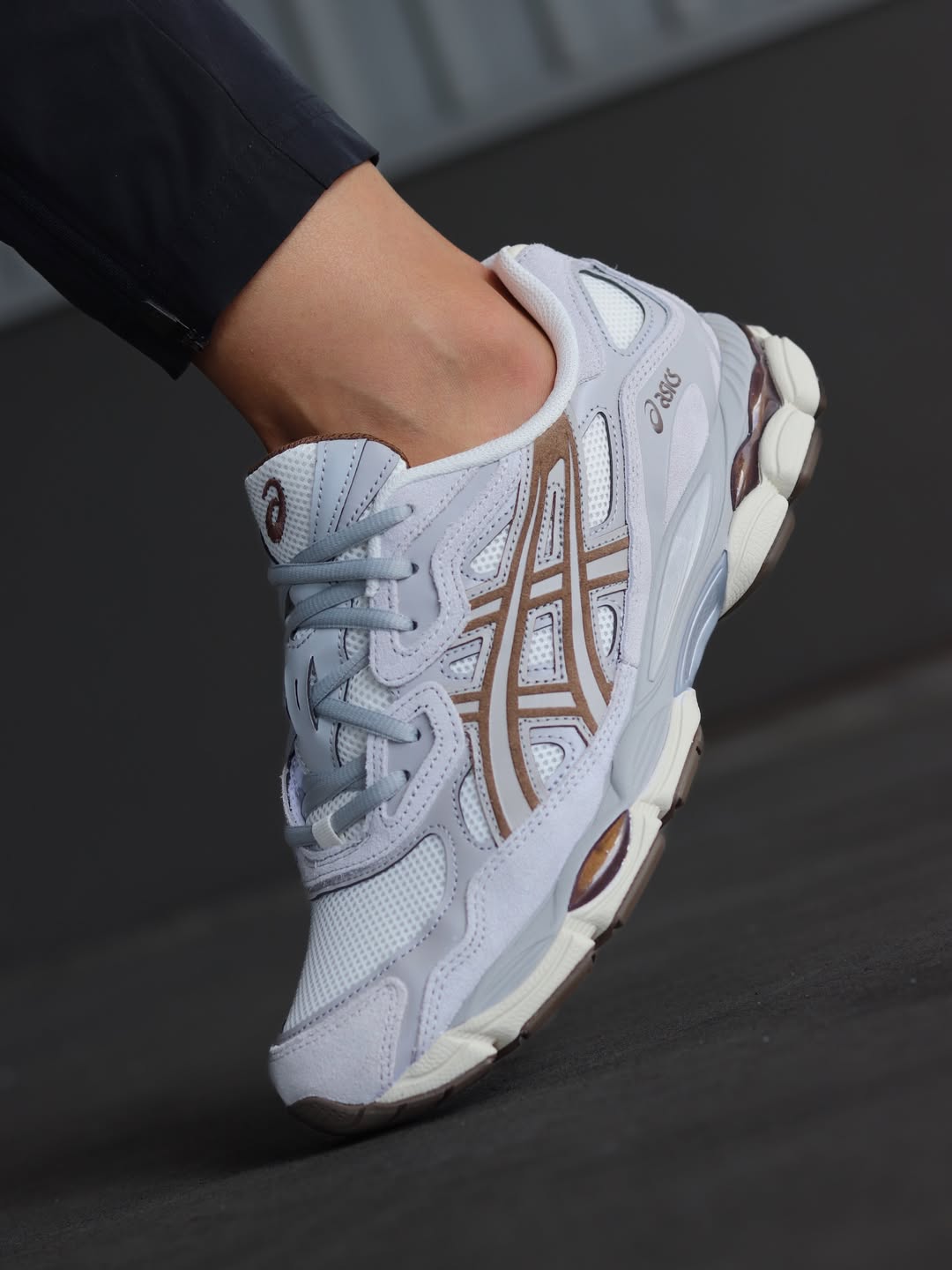 ASICS Gel-NYC Cream Cement Grey Brown