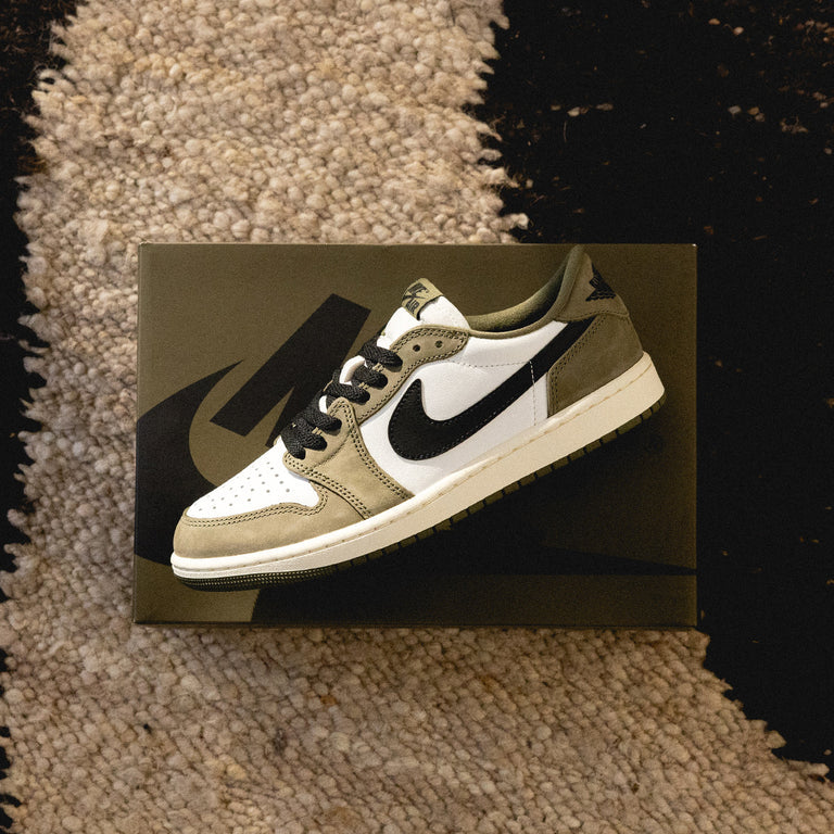 Jordan 1 Retro Low OG Medium Olive