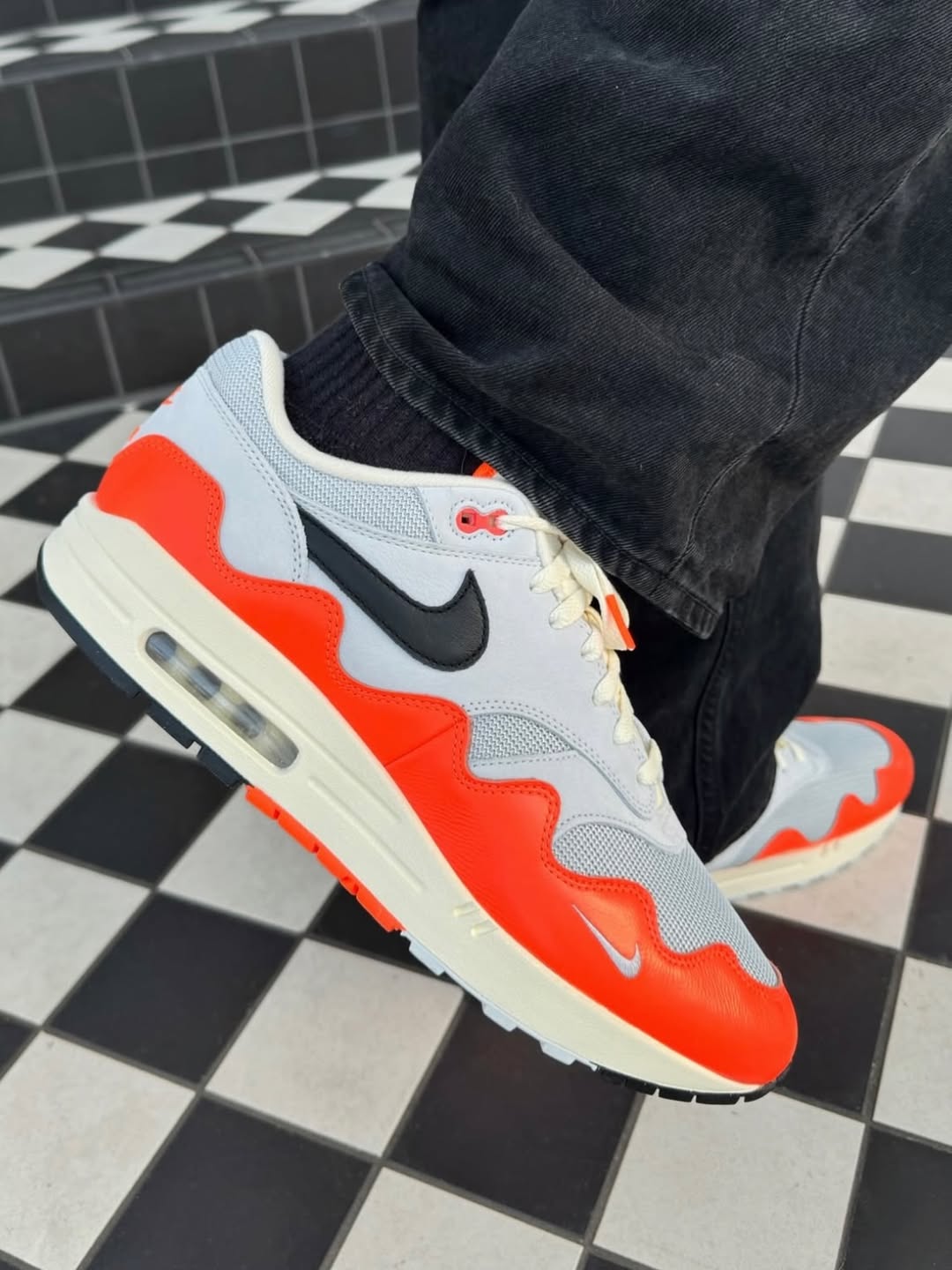 Nike Air Max 1 Patta Waves Hyper Crimson Pure Platinum