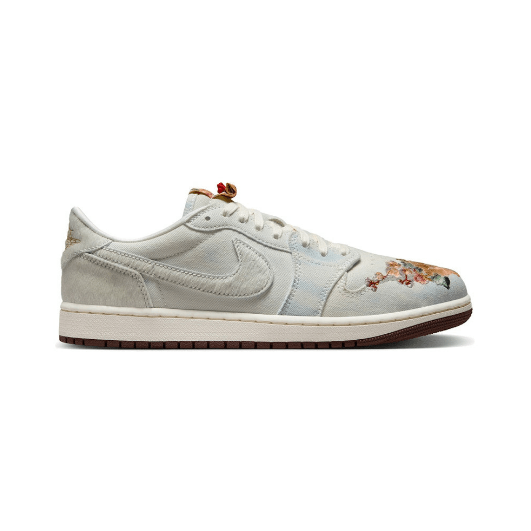 Jordan 1 Retro Low OG Football Grey Sail Light Chocolate