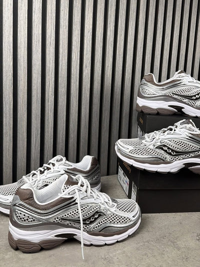 Saucony ProGrid Omni 9 OG White Brown