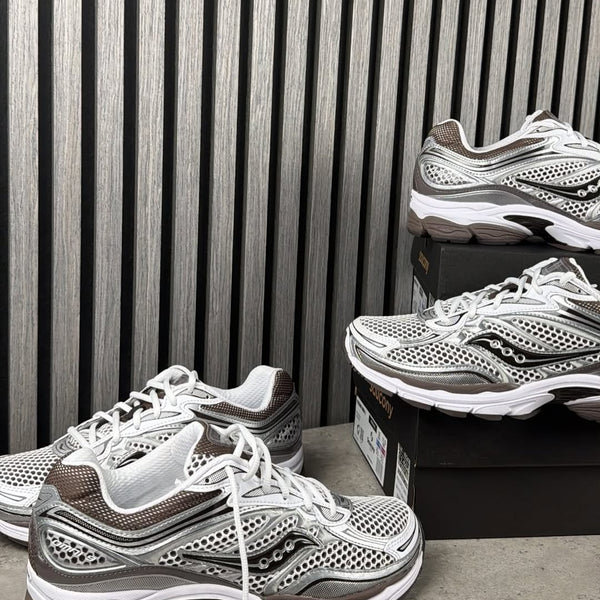 Saucony ProGrid Omni 9 OG White Brown