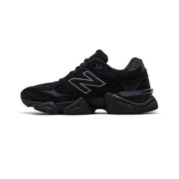 New Balance 9060 Triple Black