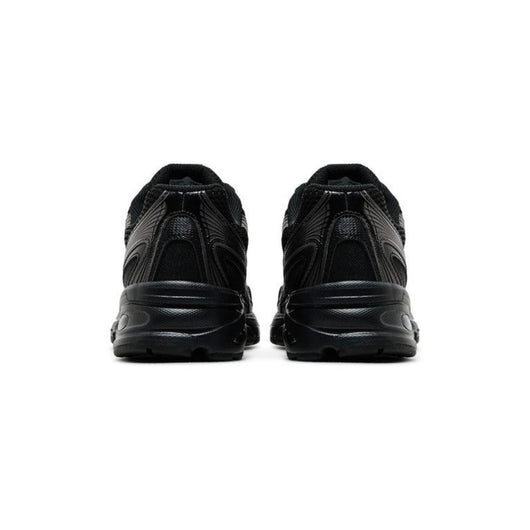 New Balance 740 Triple Black