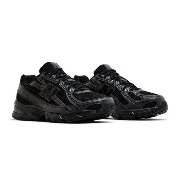 New Balance 740 Triple Black
