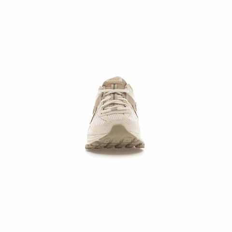 NIKE ZOOM VOMERO 5 - SAIL LIGHT OREWOOD BROWN (woman's)