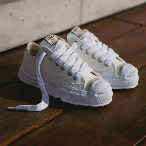 Maison Mihara Yasuhiro Hank OG Sole Canvas Low White