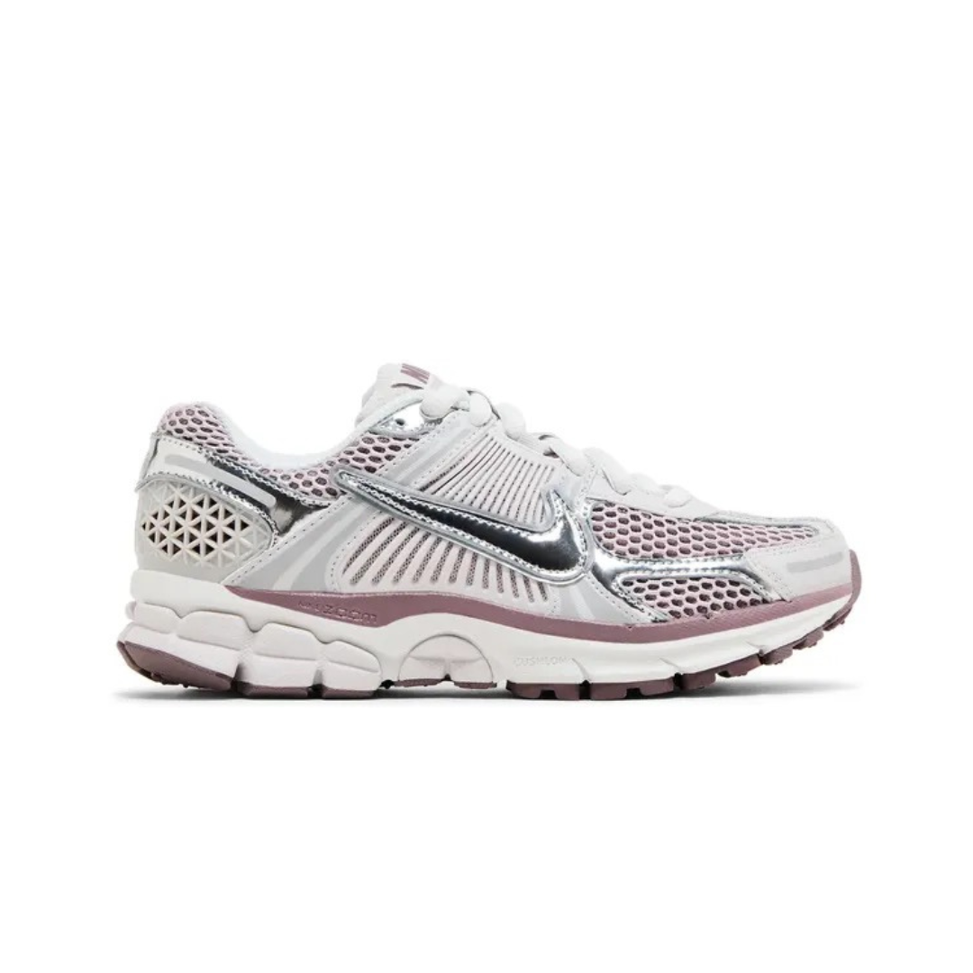NIKE ZOOM VOMERO 5 - METALLIC SILVER PLATINUM VIOLET (Women's)