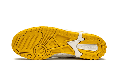 New Balance 550 Sea Salt Varsity Gold