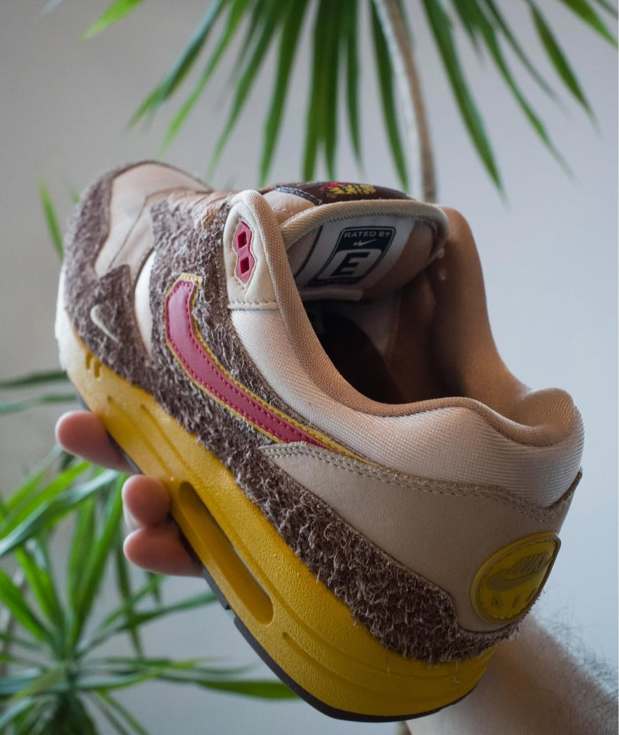 Nike Air Max 1 .SWOOSH Low Poly Big Head Origins
