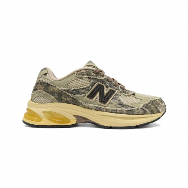 New Balance 2010 Joe Freshgoods Bag Lady