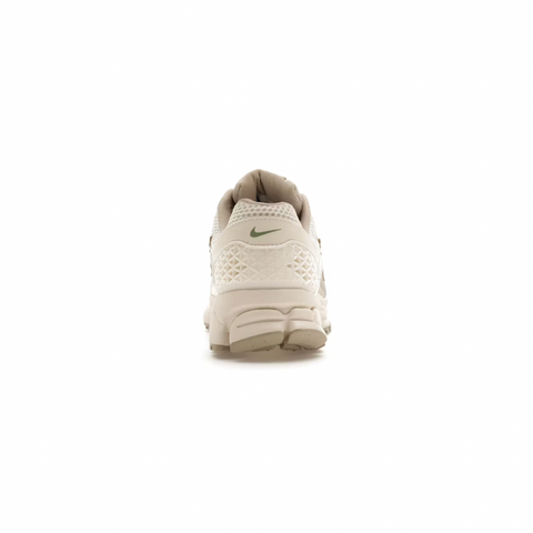 NIKE ZOOM VOMERO 5 - SAIL LIGHT OREWOOD BROWN (woman's)