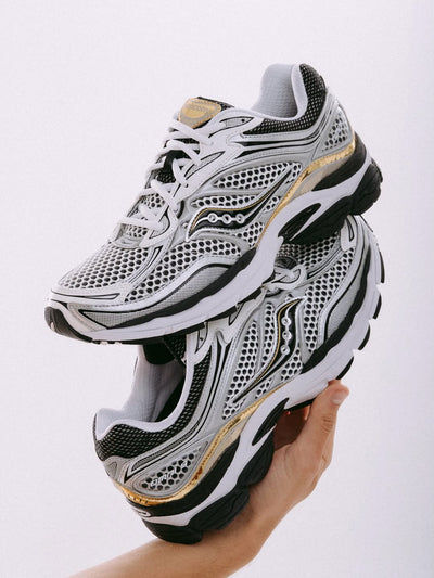 Saucony ProGrid Omni 9 Silver Gold