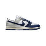 Nike Dunk Low New York Yankees