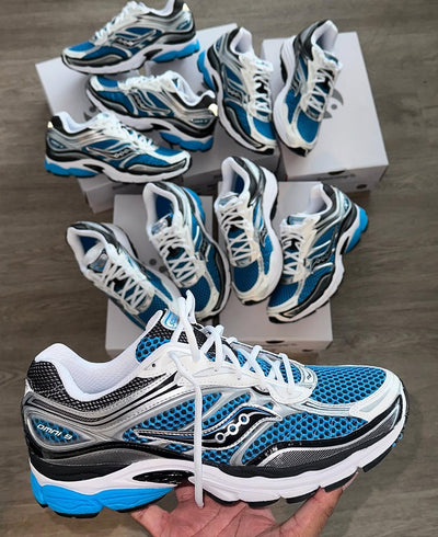 Saucony ProGrid Omni 9 OG Royal Silver