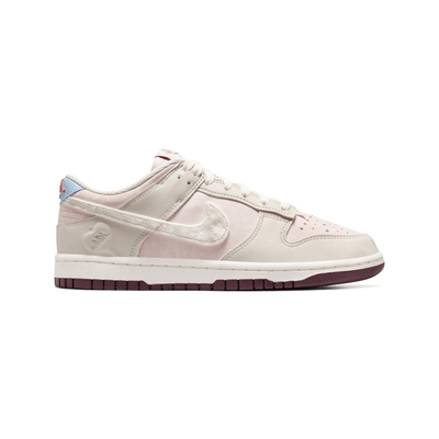Nike Dunk Low Valentine's Day (2026) (Women's)