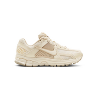 NIKE ZOOM VOMERO 5 SAIL LIGHT OREWOOD BROWN