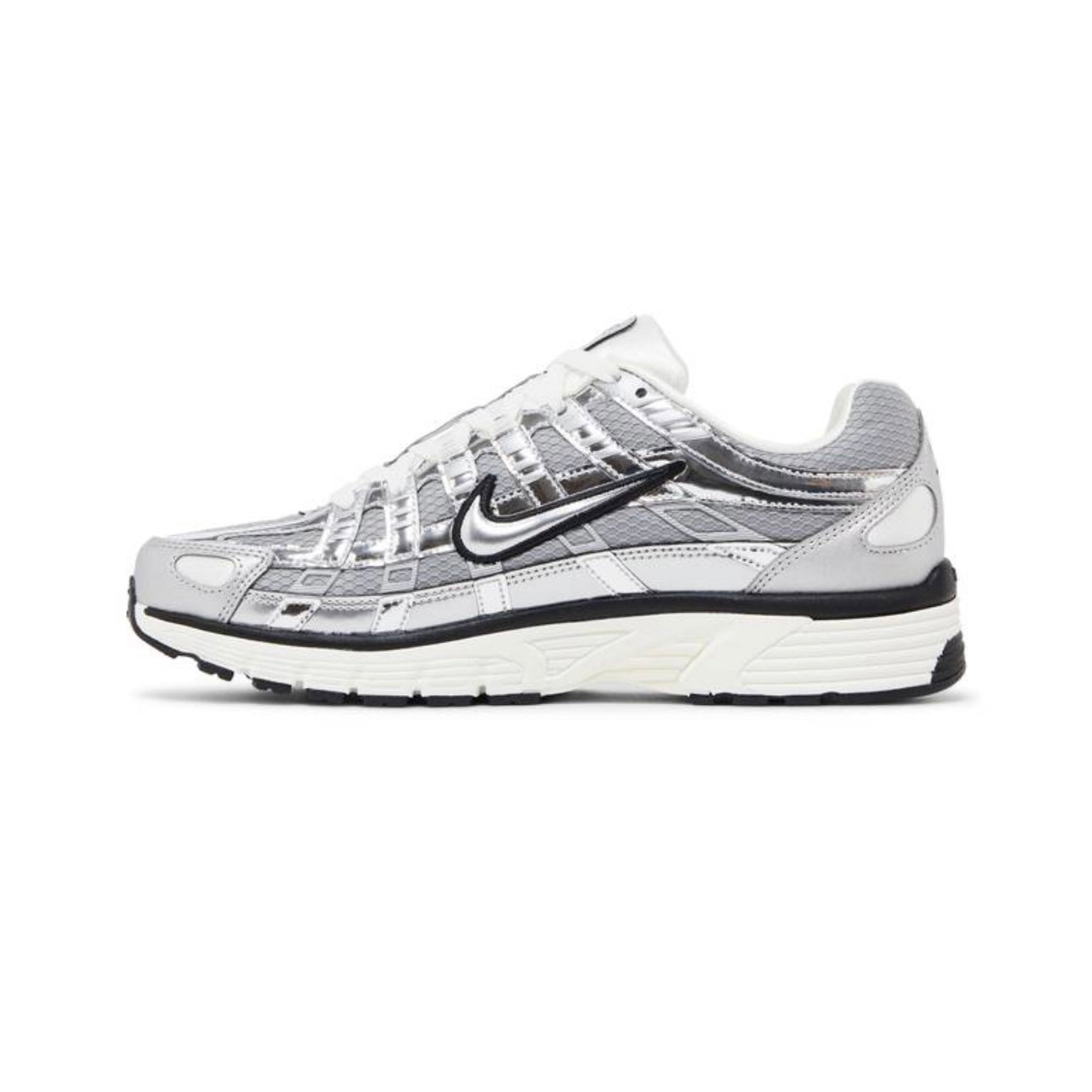 NIKE P-6000 - METALLIC SILVER