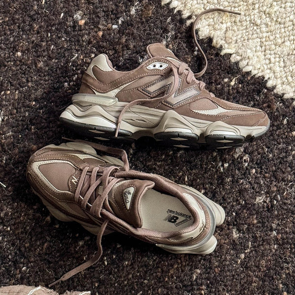 New Balance 9060 Mono Cortado