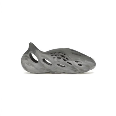 YEEZY FOAM RNR - MX GRANITE