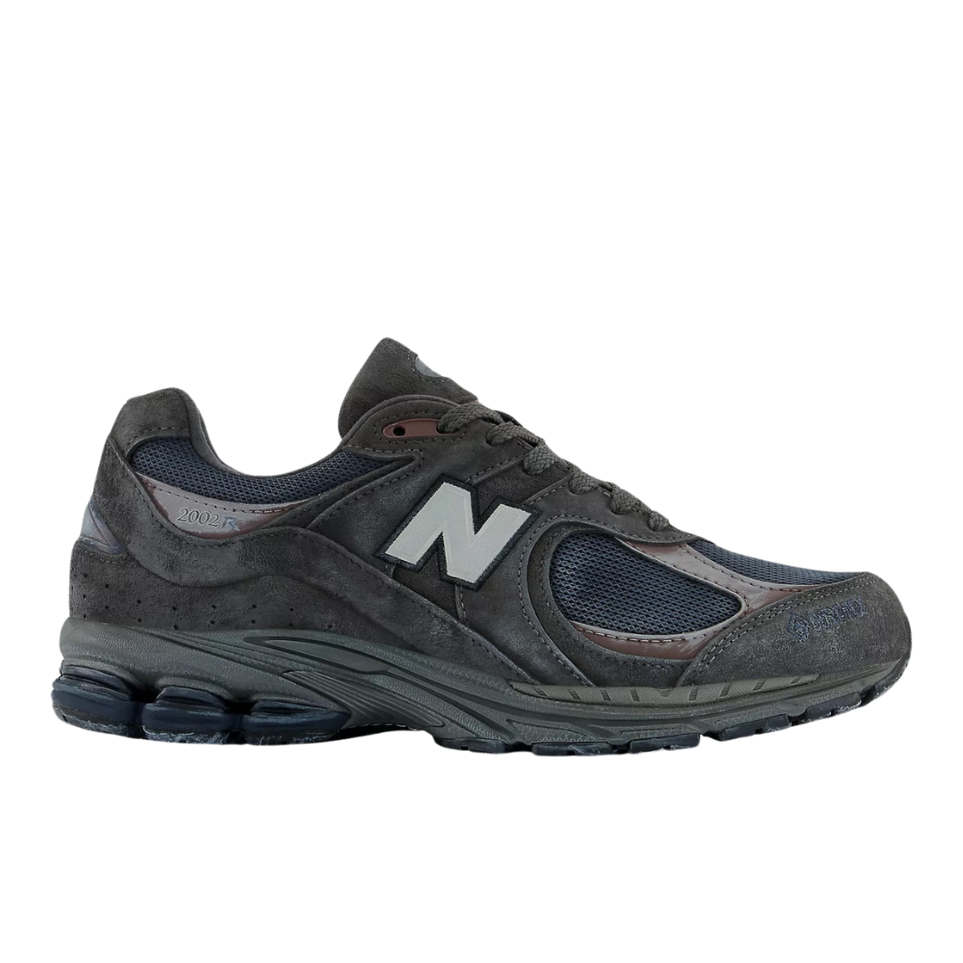 New Balance 2002R Gore-Tex Magnet Mood Indigo