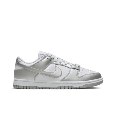 Nike Dunk Low Metallic Silver (W)