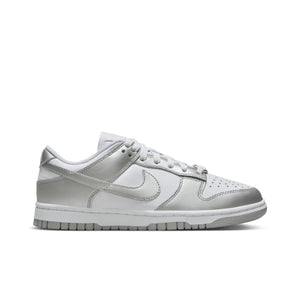 Nike Dunk Low Metallic Silver (W)