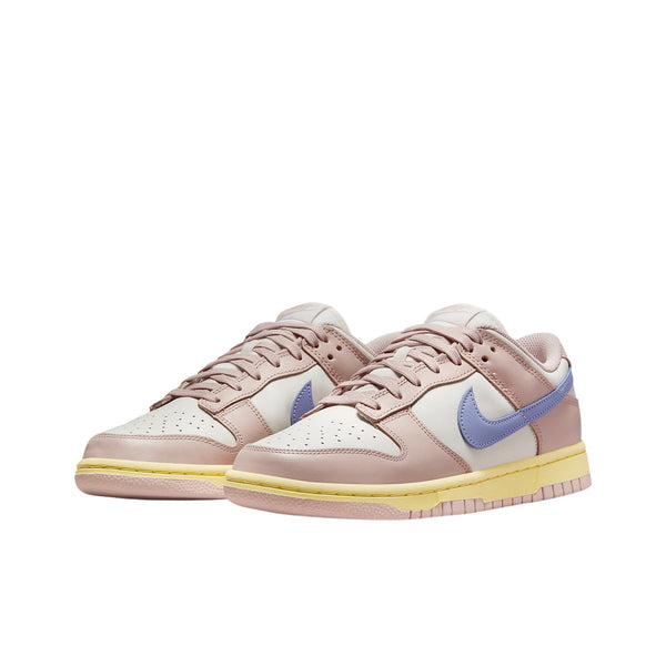 Nike Dunk Low Pink Oxford (W)