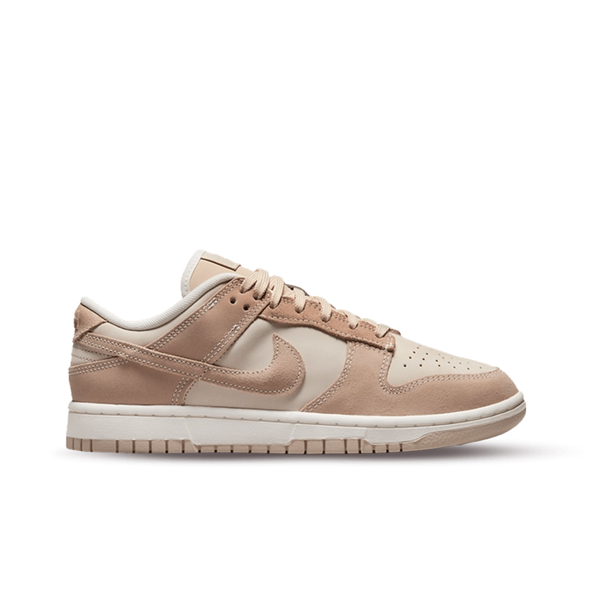 Nike Dunk Low SE Sand Drift (W)