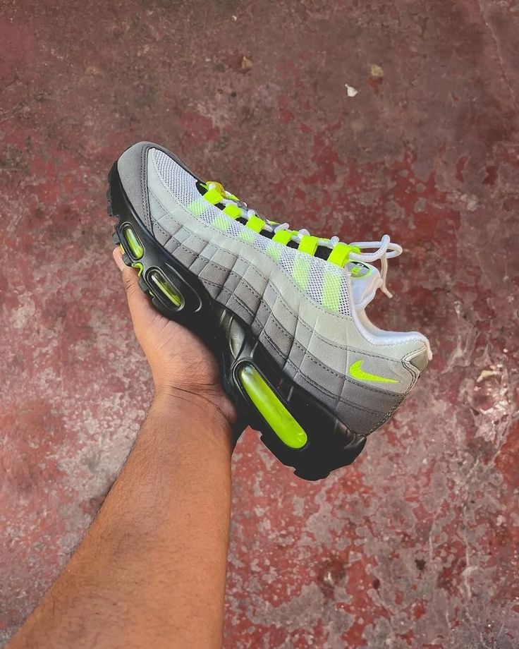 Nike Air Max 95 OG Big Bubble Neon