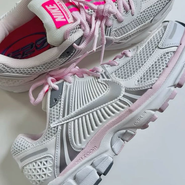Nike Zoom Vomero 5 520 Pack White Pink
