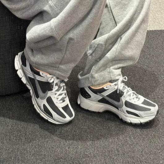 Nike Zoom Vomero 5 Dark Smoke Grey Vachetta