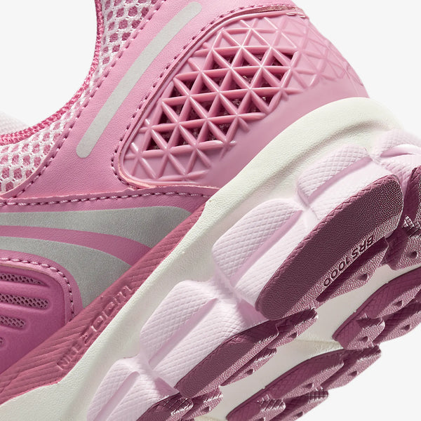 Nike Zoom Vomero 5 Elemental Pink