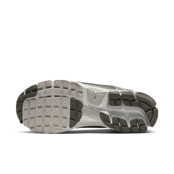 Nike Zoom Vomero 5 Iron Ore Flat Pewter