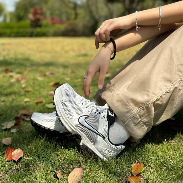Nike Zoom Vomero 5 Phantom Light Iron Ore