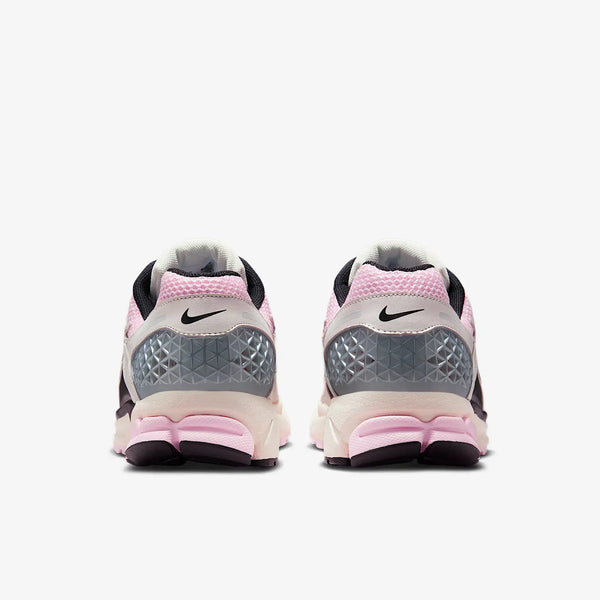 Nike Zoom Vomero 5 Pink Foam Phantom Metallic Platinum Black
