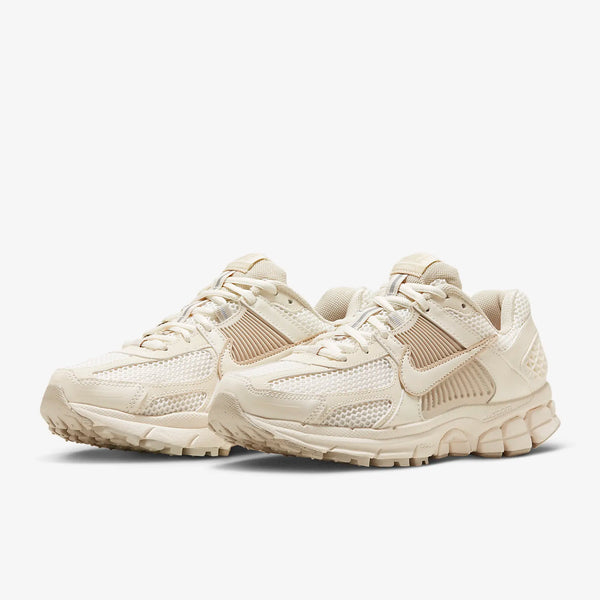 NIKE ZOOM VOMERO 5 SAIL LIGHT OREWOOD BROWN