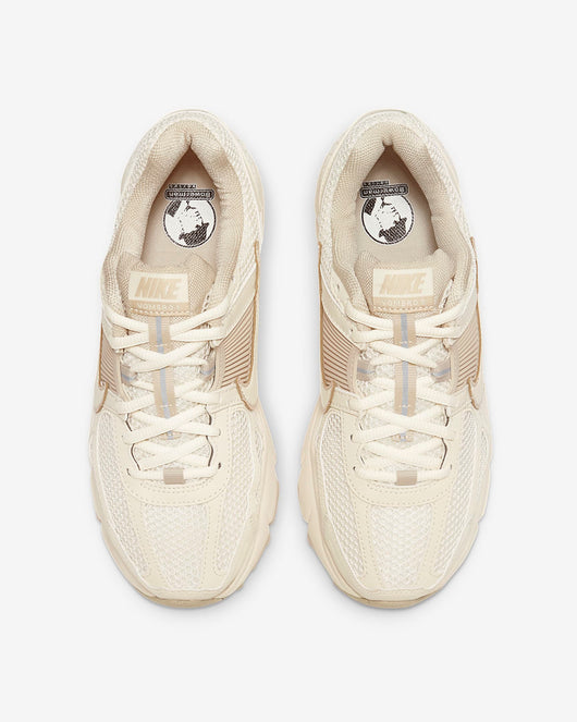 NIKE ZOOM VOMERO 5 SAIL LIGHT OREWOOD BROWN