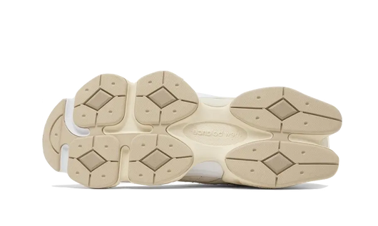 New Balance 9060 Sea Salt Brown
