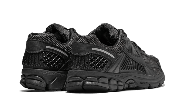 Nike Vomero 5 Triple Black