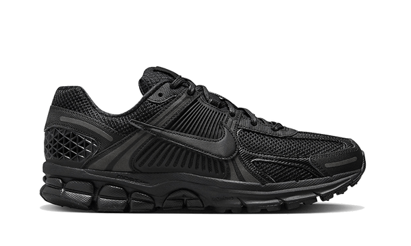 Nike Vomero 5 Triple Black