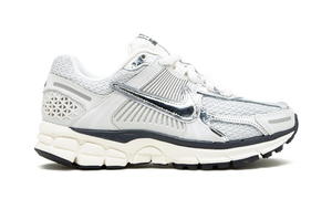 Nike Zoom Vomero 5 Photon Dust