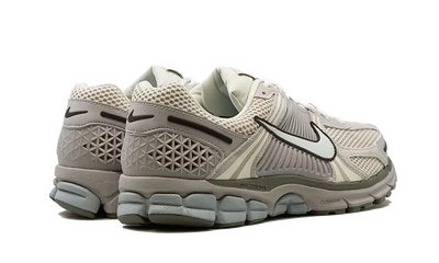 Nike Zoom Vomero 5 Light Orewood Brown Armory Blue