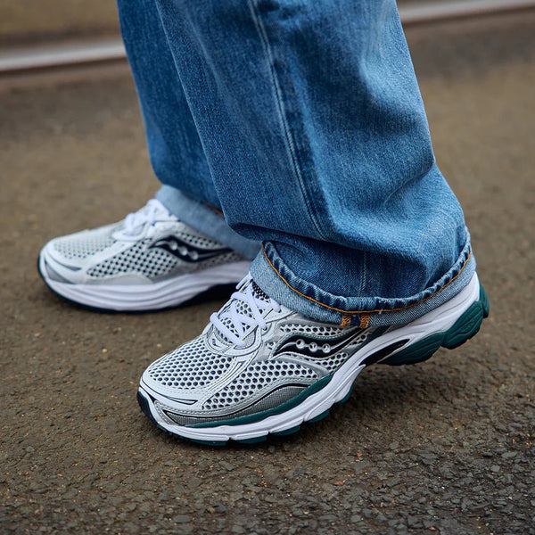 Saucony ProGrid Omni 9 White Pine Green